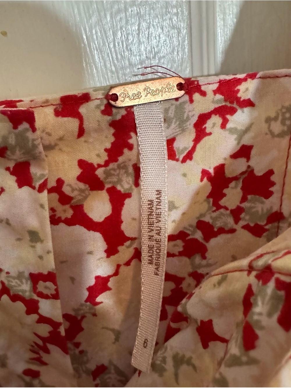 Free People Size 6 Red Floral She’s A Dream Boho Midi Dress Cottagecore Cotton - Picture 12 of 12